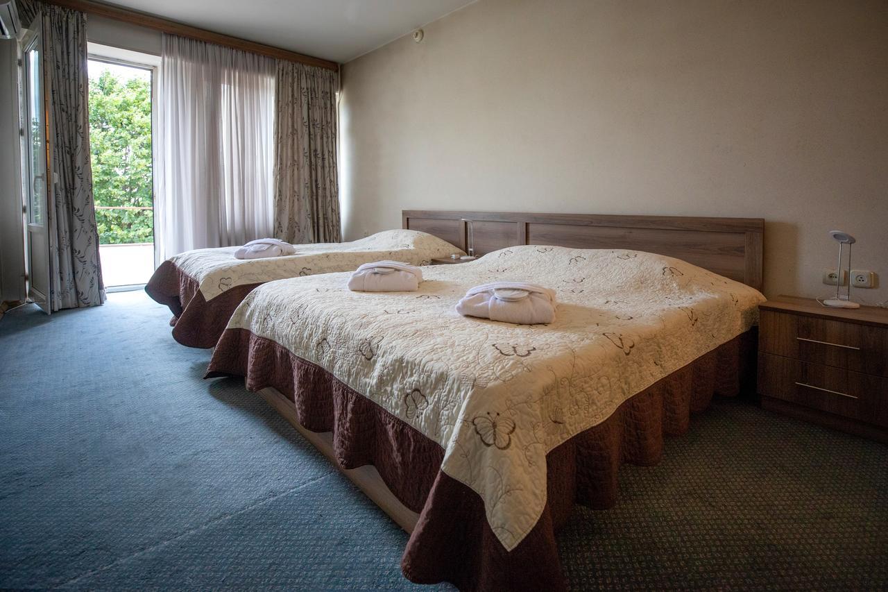 גורי Leader Hotel מראה חיצוני תמונה